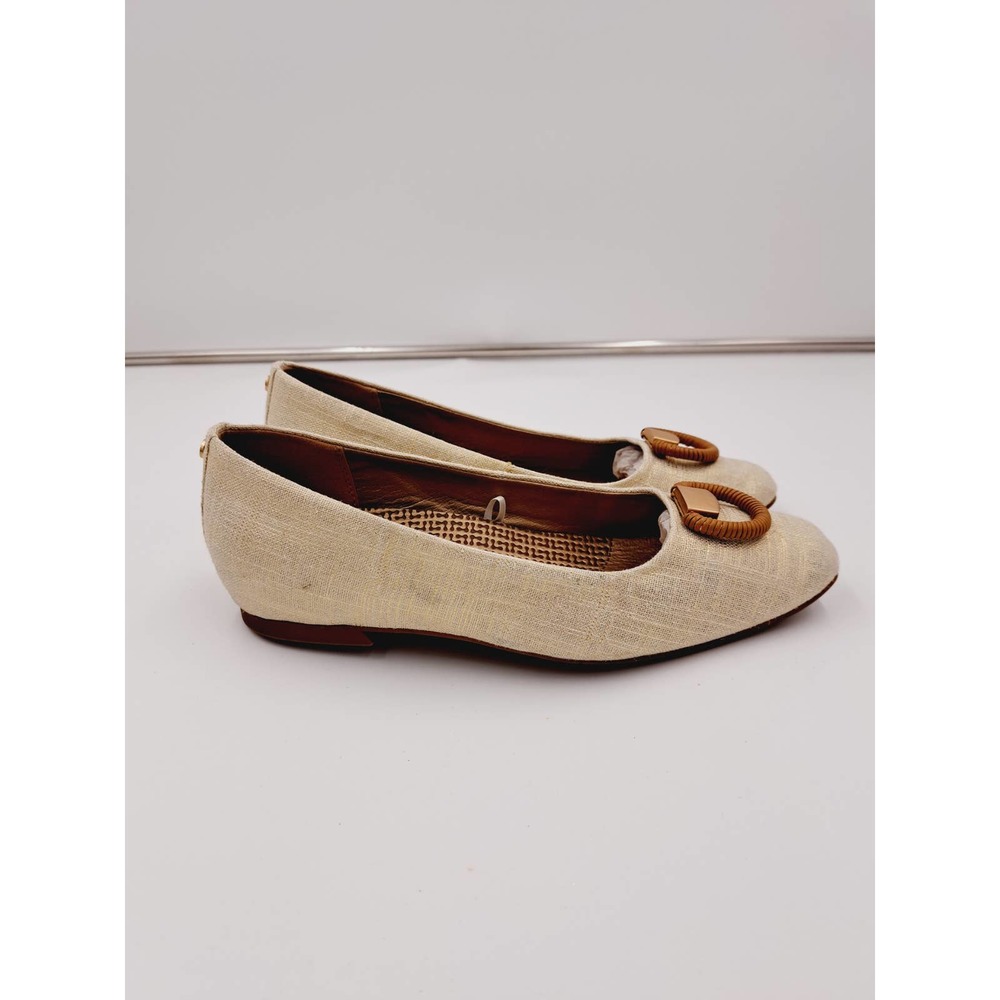 Baretraps Posture Womens Cream Linen Perrie Square Slip On Ballet Flats 8